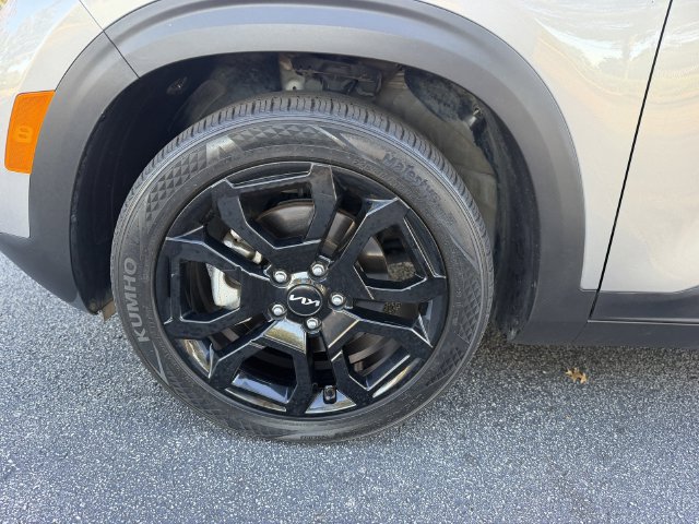 Certified 2024 Kia Seltos X-Line AWD/4WD image 40
