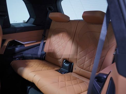 New 2026 BMW X7 xDrive40i w/ M Sport Package image 10