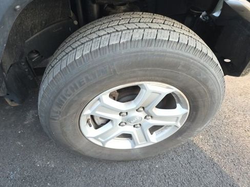 Used 2023 Jeep Wrangler Sport S image 11