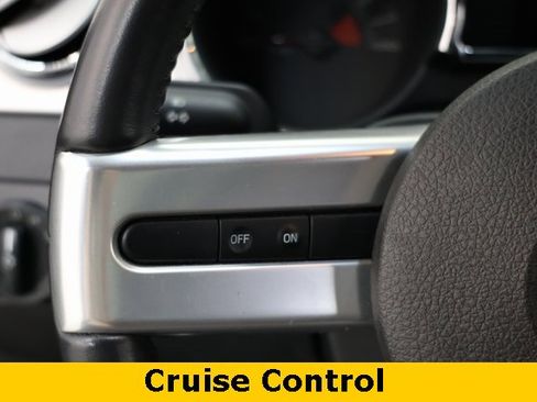 Used 2006 Ford Mustang GT image 27
