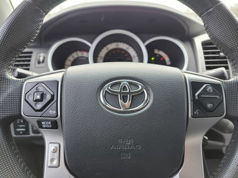 Used 2014 Toyota Tacoma 4x4 Double Cab w/ TRD Off-Road Package image 25