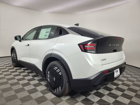 New 2026 Nissan Leaf w/ Floor Mat Package (S+) image 3