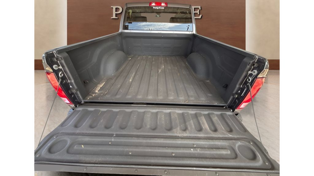 Used 2018 RAM 1500 Express RWD image 43