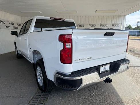 Used 2025 Chevrolet Silverado 1500 LT RWD image 2