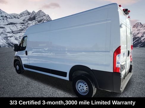 Used 2025 RAM ProMaster 2500 w/ Convenience Group image 5