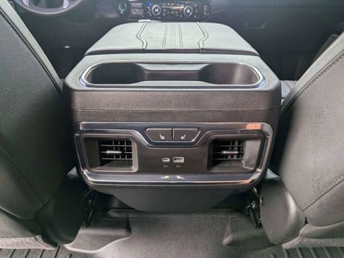 Used 2024 Chevrolet Silverado 1500 High Country w/ Technology Package AWD/4WD image 18