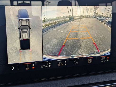 Used 2024 GMC Sierra 1500 AT4 w/ Technology Package image 25