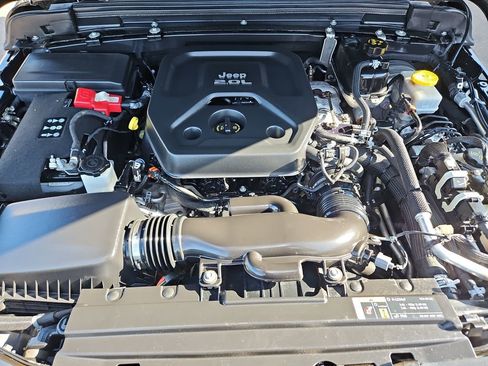Used 2019 Jeep Wrangler Unlimited Rubicon AWD/4WD image 23