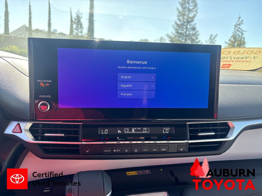 Certified 2025 Toyota Sienna XLE w/ XLE Plus Package FWD image 18