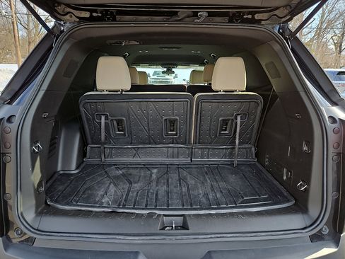 Certified 2023 Chevrolet Traverse LS w/ LPO, Floor Liner Package image 28