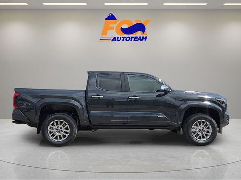 New 2026 Toyota Tacoma Limited AWD/4WD image 5