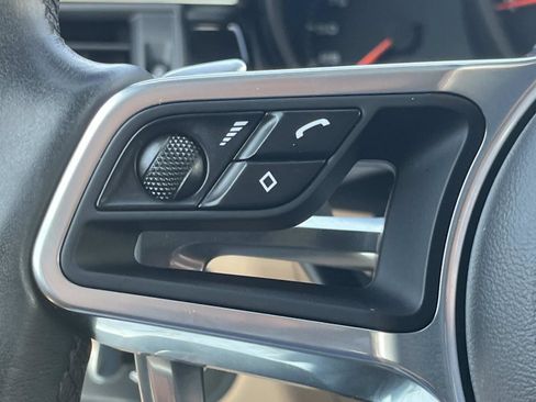 Used 2020 Porsche Macan AWD/4WD image 28