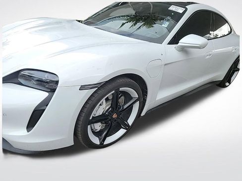 Used 2022 Porsche Taycan 4S image 2