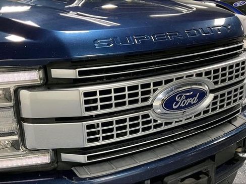 Used 2019 Ford F250 Platinum w/ Platinum Ultimate Package image 30