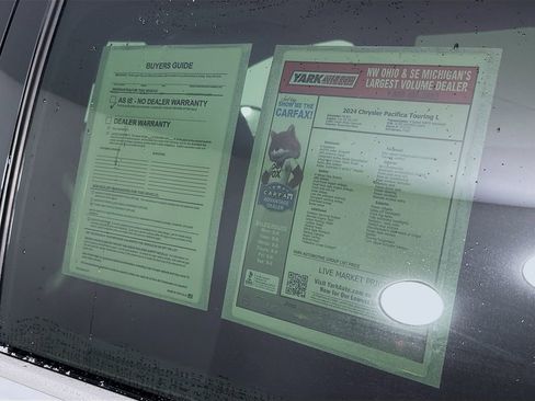 Certified 2024 Chrysler Pacifica Touring-L image 15