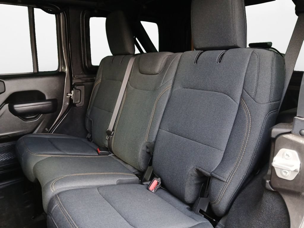 Used 2024 Jeep Wrangler Unlimited Sport AWD/4WD image 21