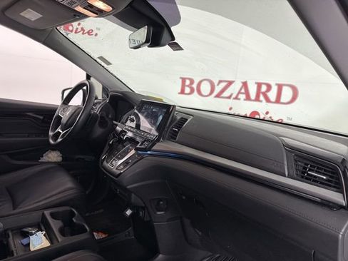 Used 2024 Honda Odyssey Touring image 17