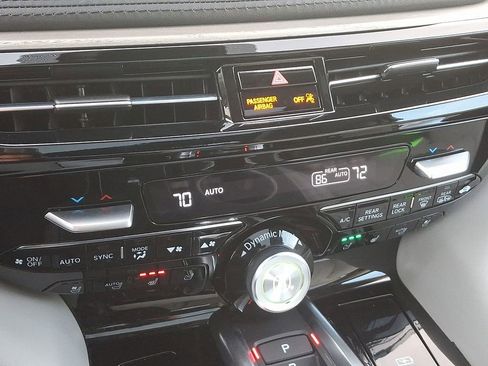 Certified 2025 Acura MDX w/ Advance Package image 17