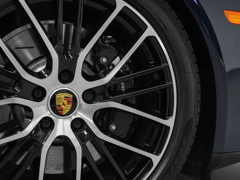 Certified 2023 Porsche Panamera GTS image 19