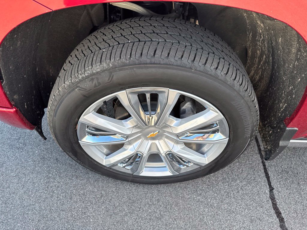 Used 2025 Chevrolet Silverado 1500 High Country AWD/4WD image 10