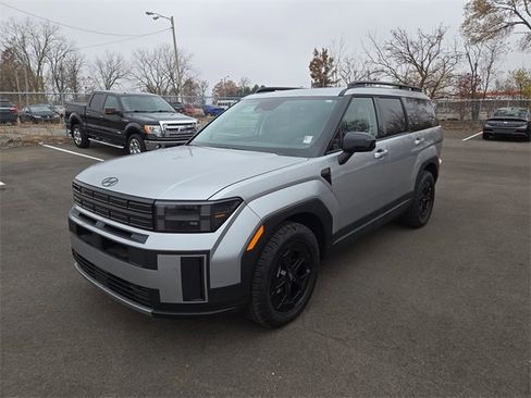 Used 2024 Hyundai Santa Fe XRT image 2