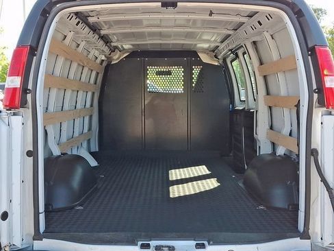 Used 2025 GMC Savana 2500 w/ Driver Convenience Package RWD image 35