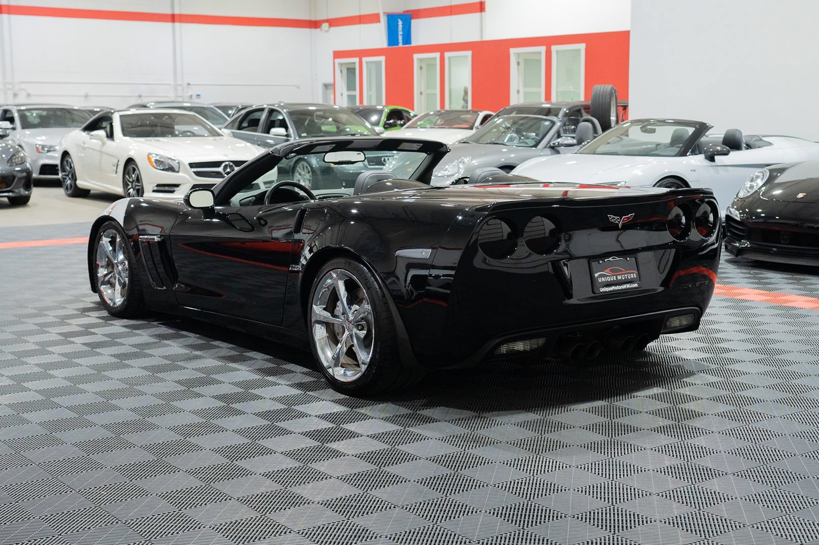 Used 2011 Chevrolet Corvette Grand Sport w/ Preferred Equipment Group RWD image 4