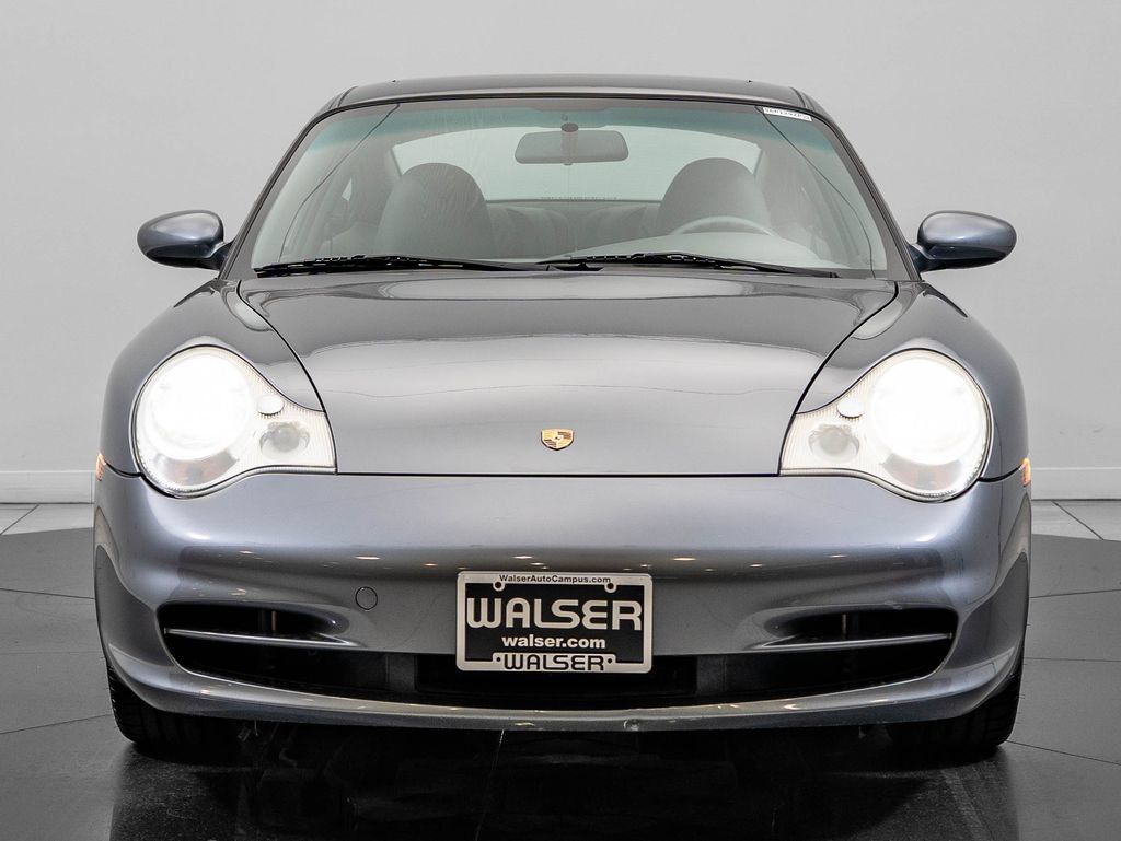 Used 2002 Porsche 911 Carrera RWD image 11