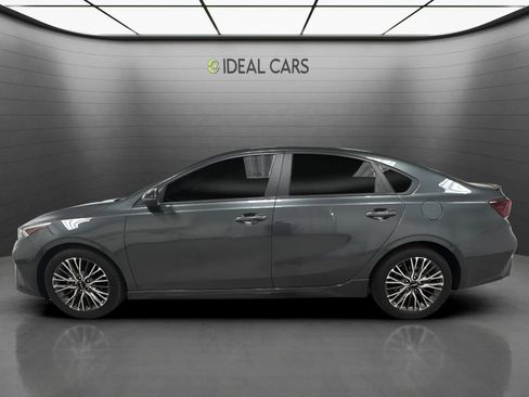 Used 2024 Kia Forte GT-Line w/ GT-Line Premium Package FWD image 8
