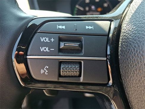 Used 2025 Honda Civic Sport image 21