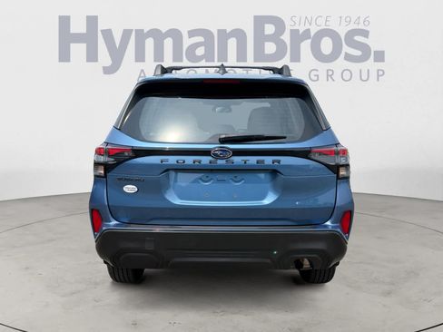 Certified 2025 Subaru Forester AWD/4WD image 4
