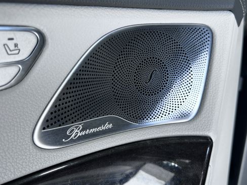 Used 2015 Mercedes-Benz S 550 Sedan image 26