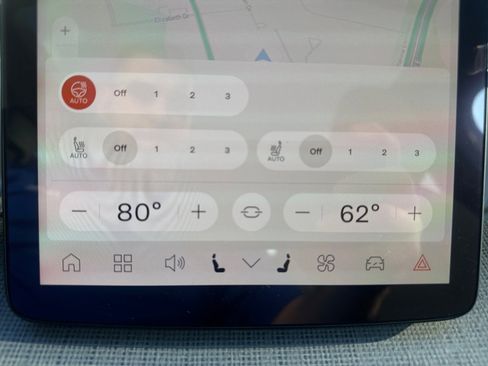 New 2026 Volvo EX30 Cross Country Ultra image 18