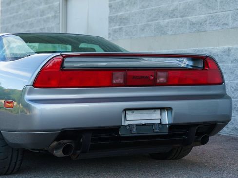 Used 1999 Acura NSX T RWD image 40