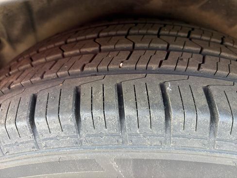 Used 2017 Hyundai Santa Fe Sport image 5