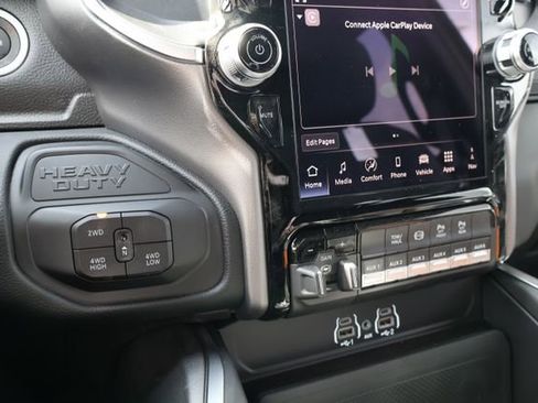 New 2026 RAM 2500 Big Horn AWD/4WD image 13