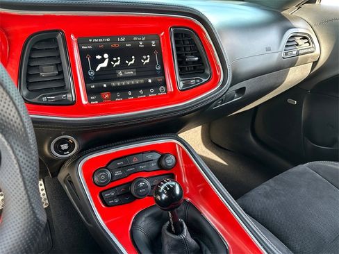 Used 2021 Dodge Challenger R/T Scat Pack w/ Shaker Package image 22