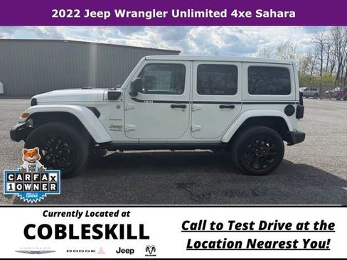 Used 2022 Jeep Wrangler Unlimited Sahara AWD/4WD image 8