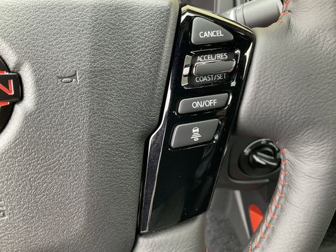 Used 2026 Nissan Frontier PRO-4X w/ Pro-4x Convenience Package image 33