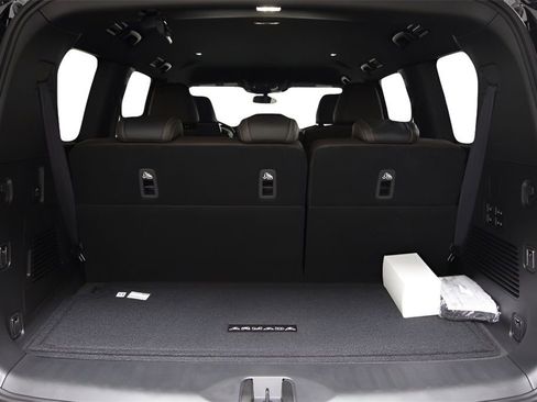 New 2026 Nissan Armada SL RWD image 10
