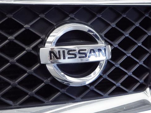 Used 2013 Nissan Frontier SV RWD image 13