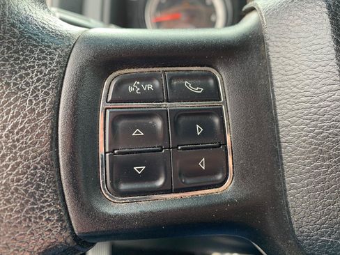 Used 2015 RAM 2500 Tradesman w/ Chrome Appearance Group AWD/4WD image 17