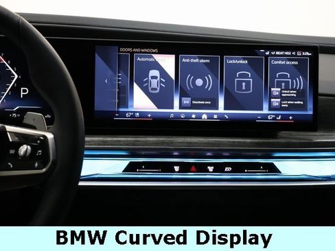 Used 2025 BMW 760i xDrive w/ Executive Package image 39