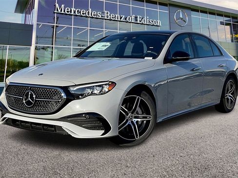 New 2026 Mercedes-Benz E 350 4MATIC Sedan image 2