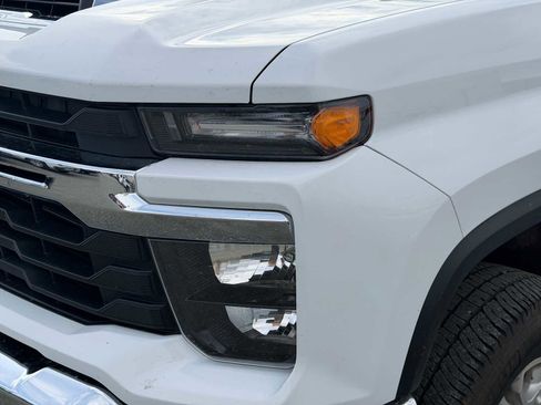 Certified 2025 Chevrolet Silverado 3500 LT w/ Safety Package AWD/4WD image 14