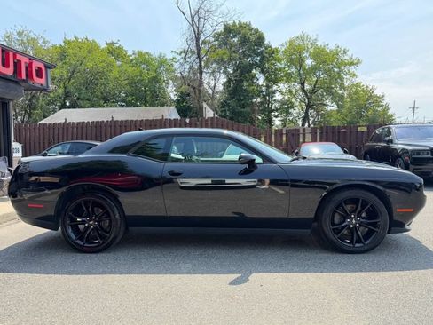Used 2017 Dodge Challenger SXT Plus RWD image 5