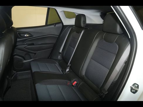 New 2026 Chevrolet Trax LT w/ Driver Confidence Package FWD image 20