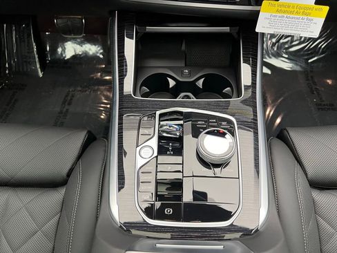 New 2026 BMW X5 xDrive40i w/ Executive Package AWD/4WD image 12