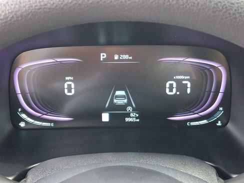 Certified 2025 Kia Soul LX w/ LX Technology Package FWD image 19