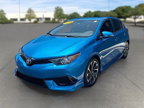 Used 2018 Toyota Corolla iM FWD image 4